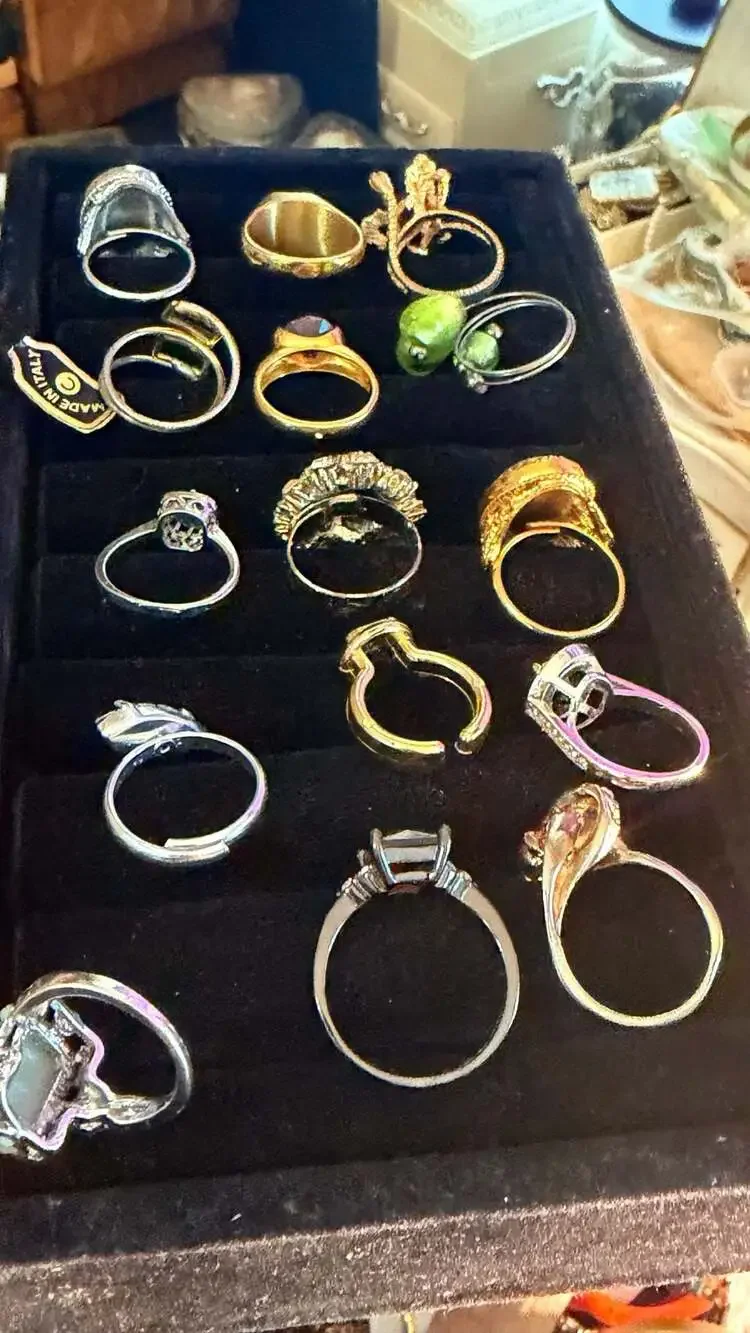 (15)Vintage Style Mixed Metal Faux Gemstone Cocktail Ring Collection